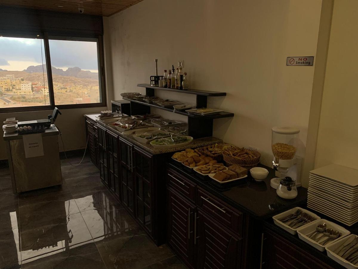 Petra Sky Hotel Wadi Musa Buitenkant foto