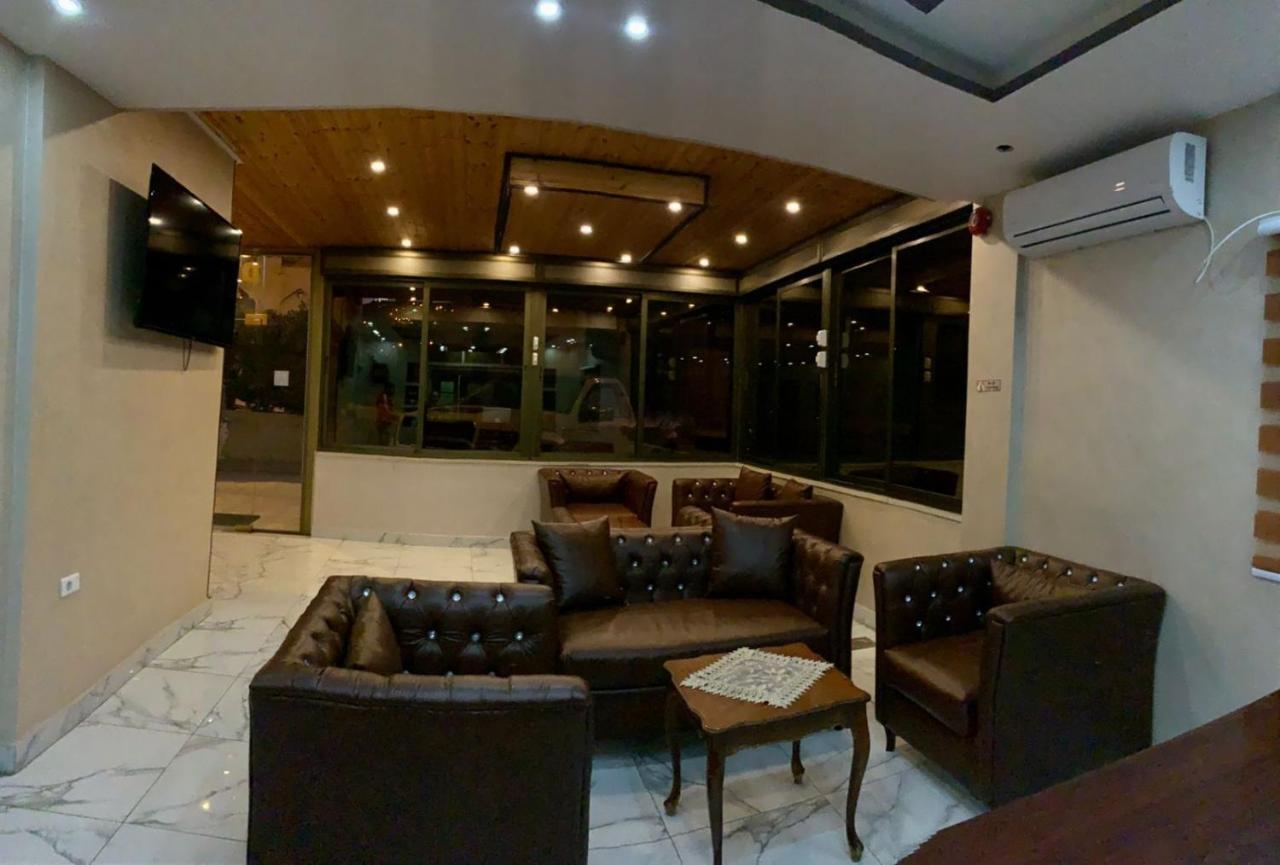 Petra Sky Hotel Wadi Musa Buitenkant foto