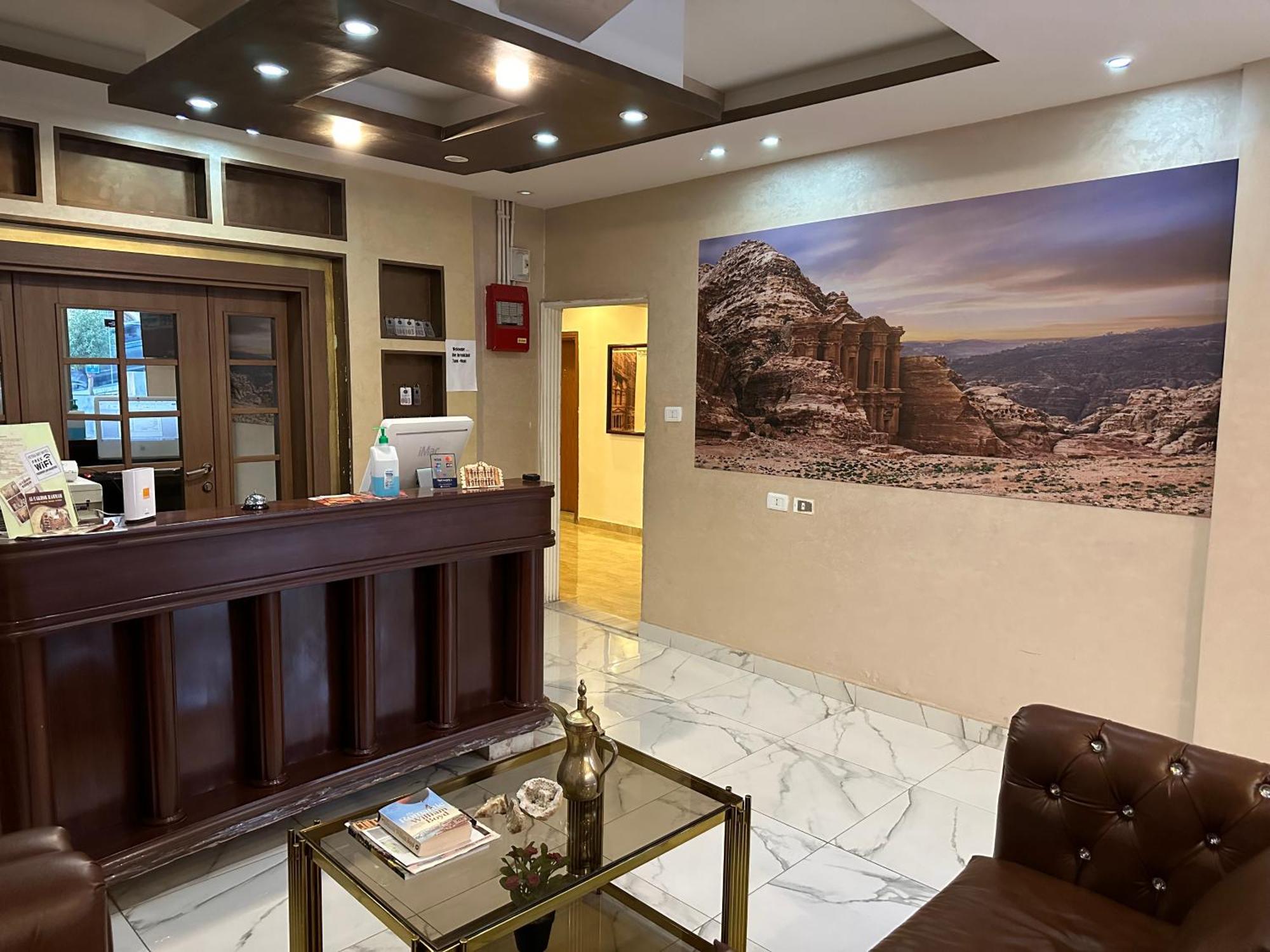 Petra Sky Hotel Wadi Musa Buitenkant foto