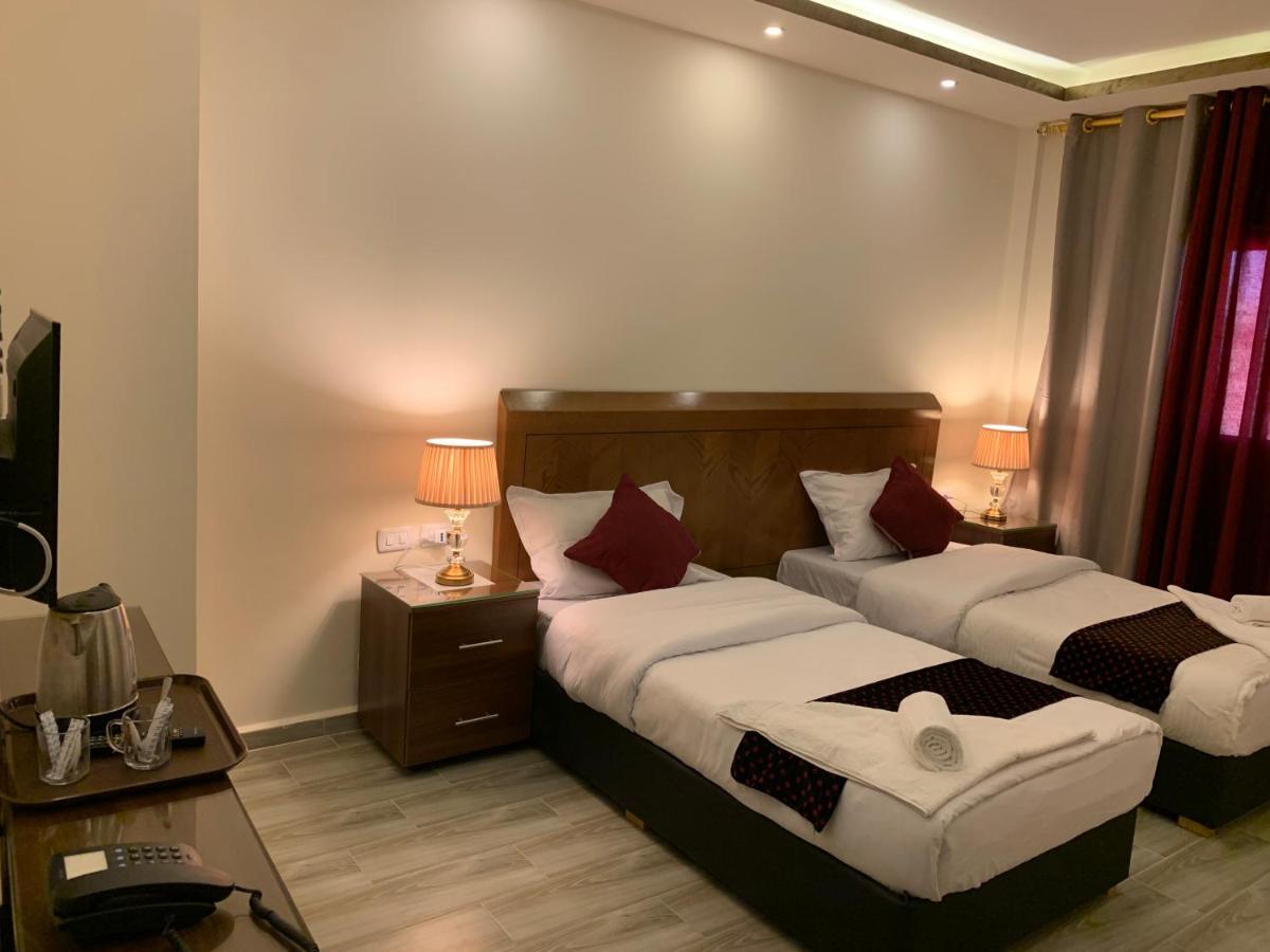 Petra Sky Hotel Wadi Musa Buitenkant foto
