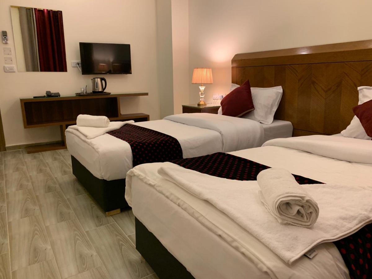 Petra Sky Hotel Wadi Musa Buitenkant foto