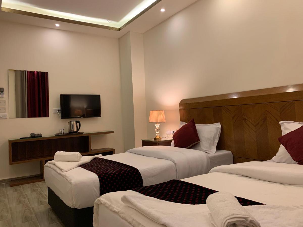 Petra Sky Hotel Wadi Musa Buitenkant foto